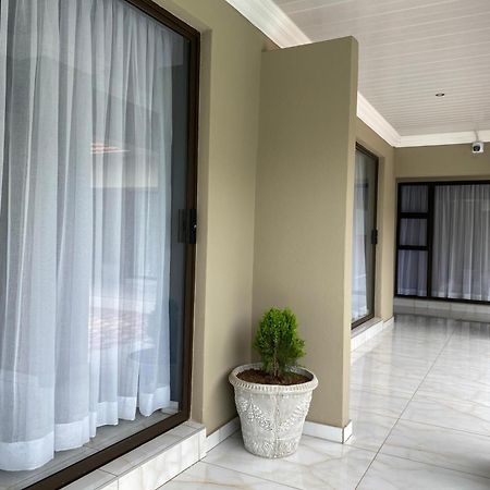 The Fine Line Lodge Pretoria-Noord Extérieur photo