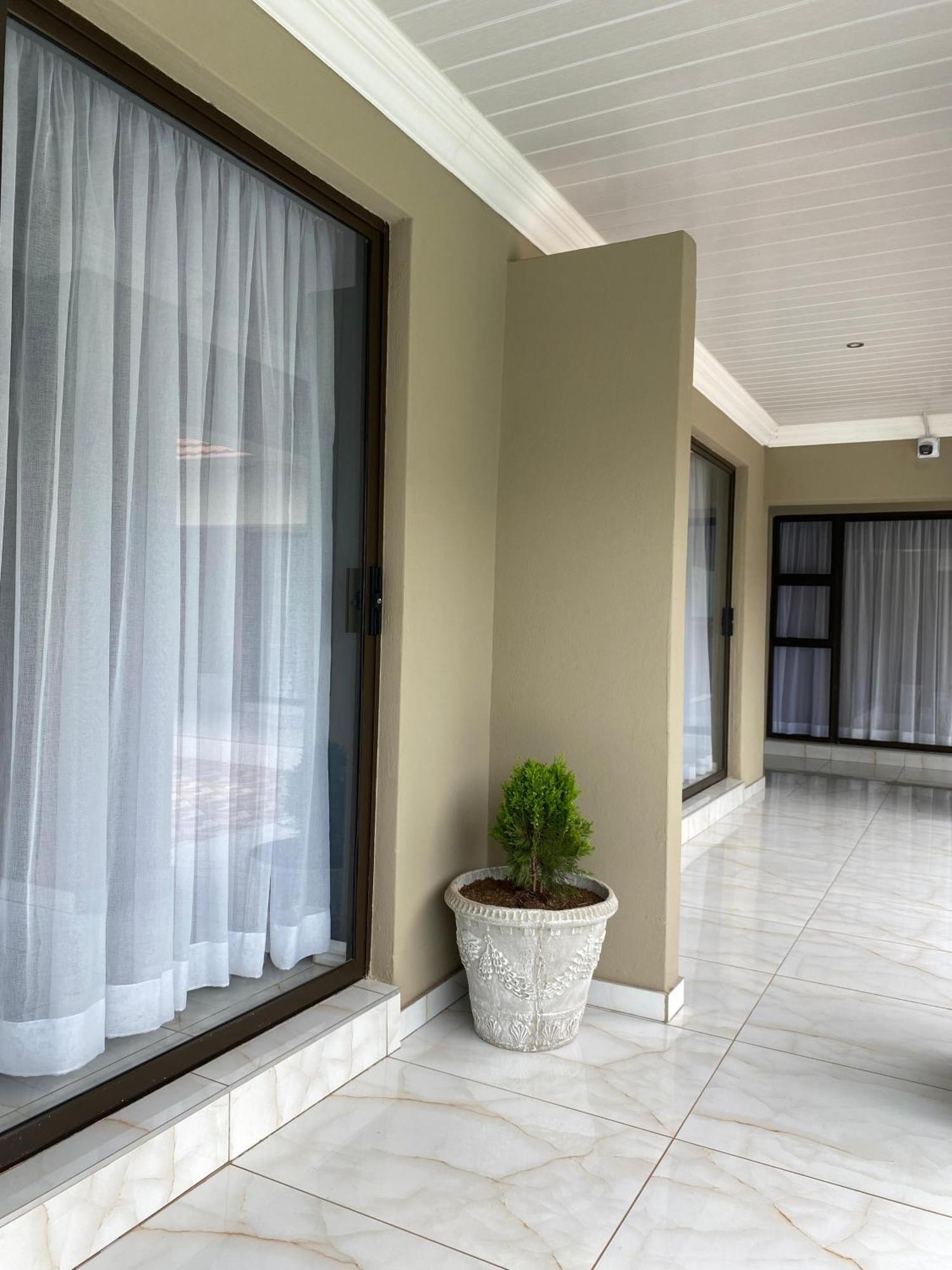 The Fine Line Lodge Pretoria-Noord Extérieur photo
