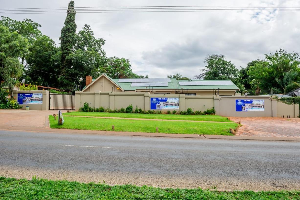 The Fine Line Lodge Pretoria-Noord Extérieur photo
