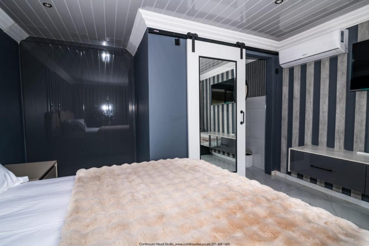 The Fine Line Lodge Pretoria-Noord Extérieur photo